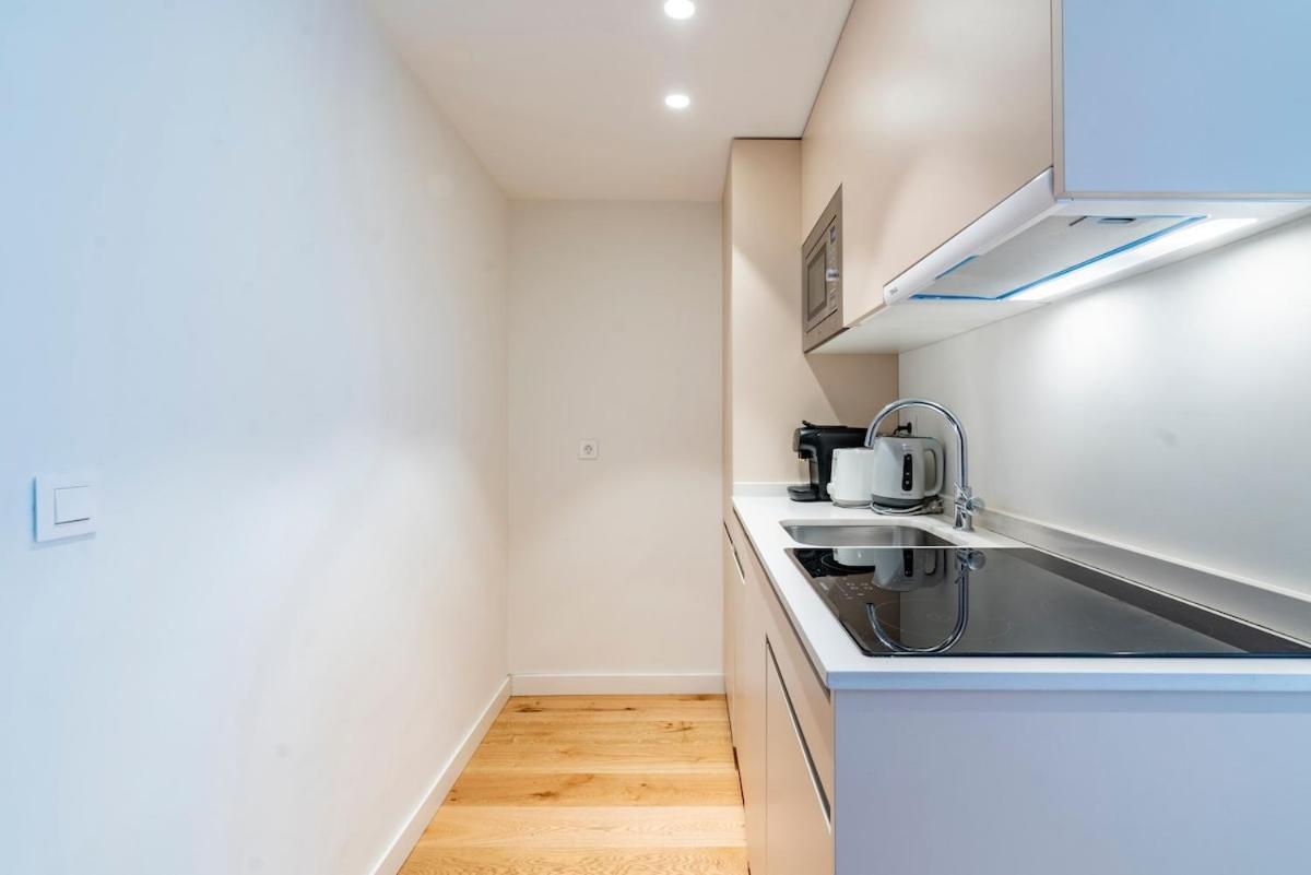 Cb10 - Stylish Modern Apartment- 5-minute Walk To Gran Via Appartement Madrid