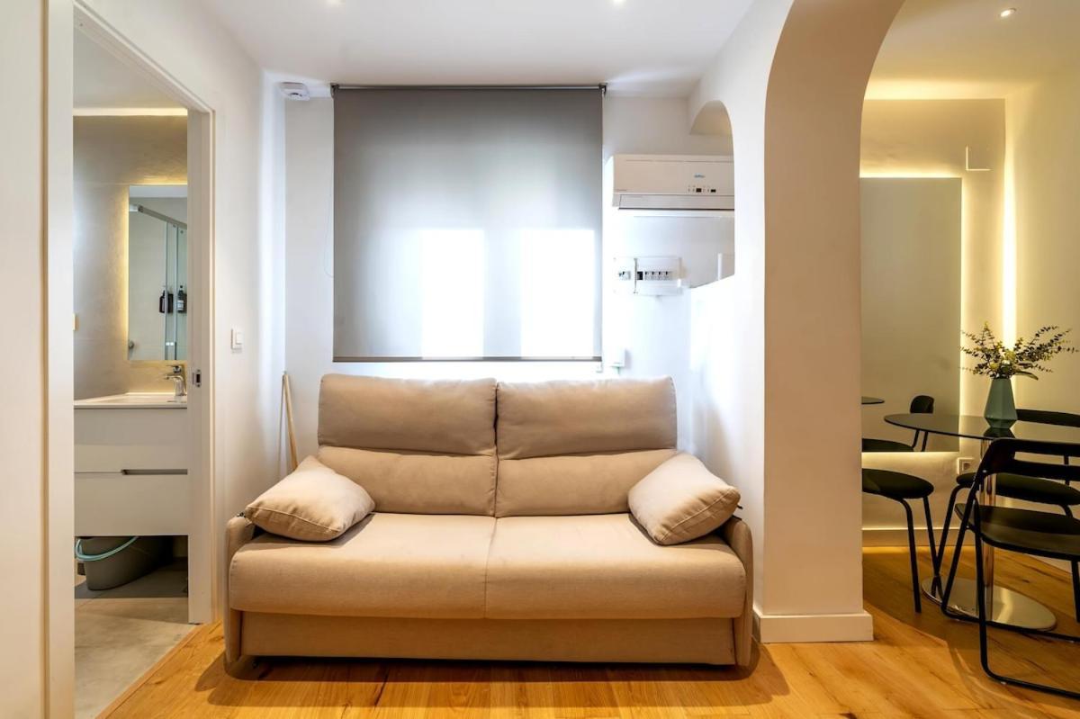 Cb10 - Stylish Modern Apartment- 5-minute Walk To Gran Via Appartement Madrid