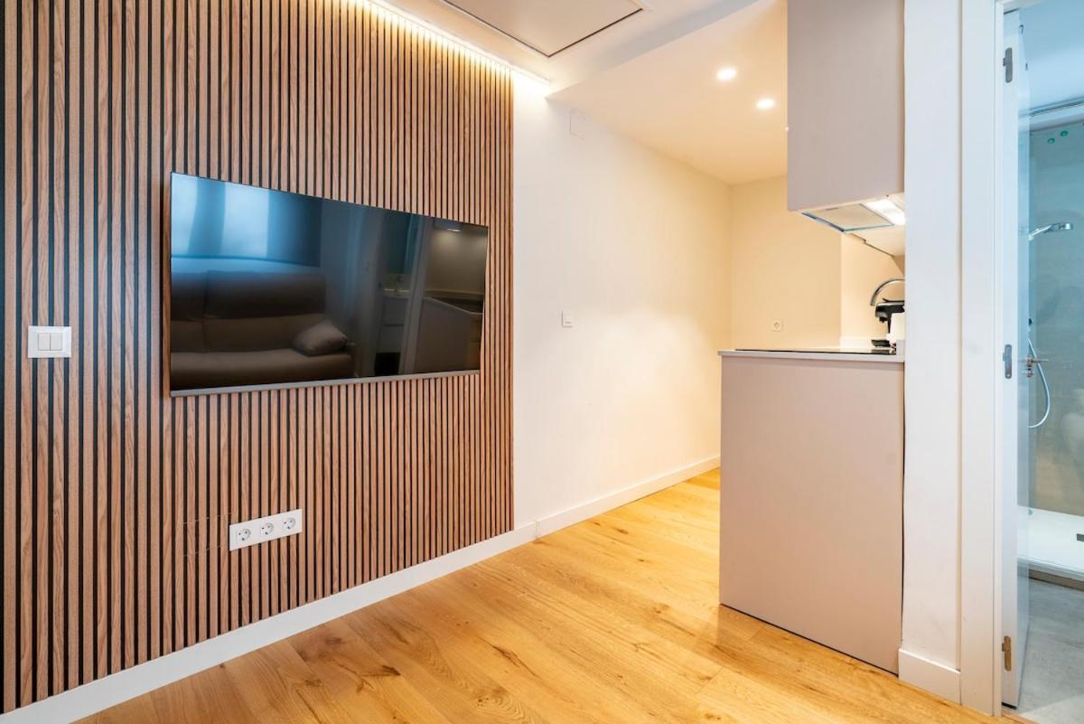Cb10 - Stylish Modern Apartment- 5-minute Walk To Gran Via * Madrid