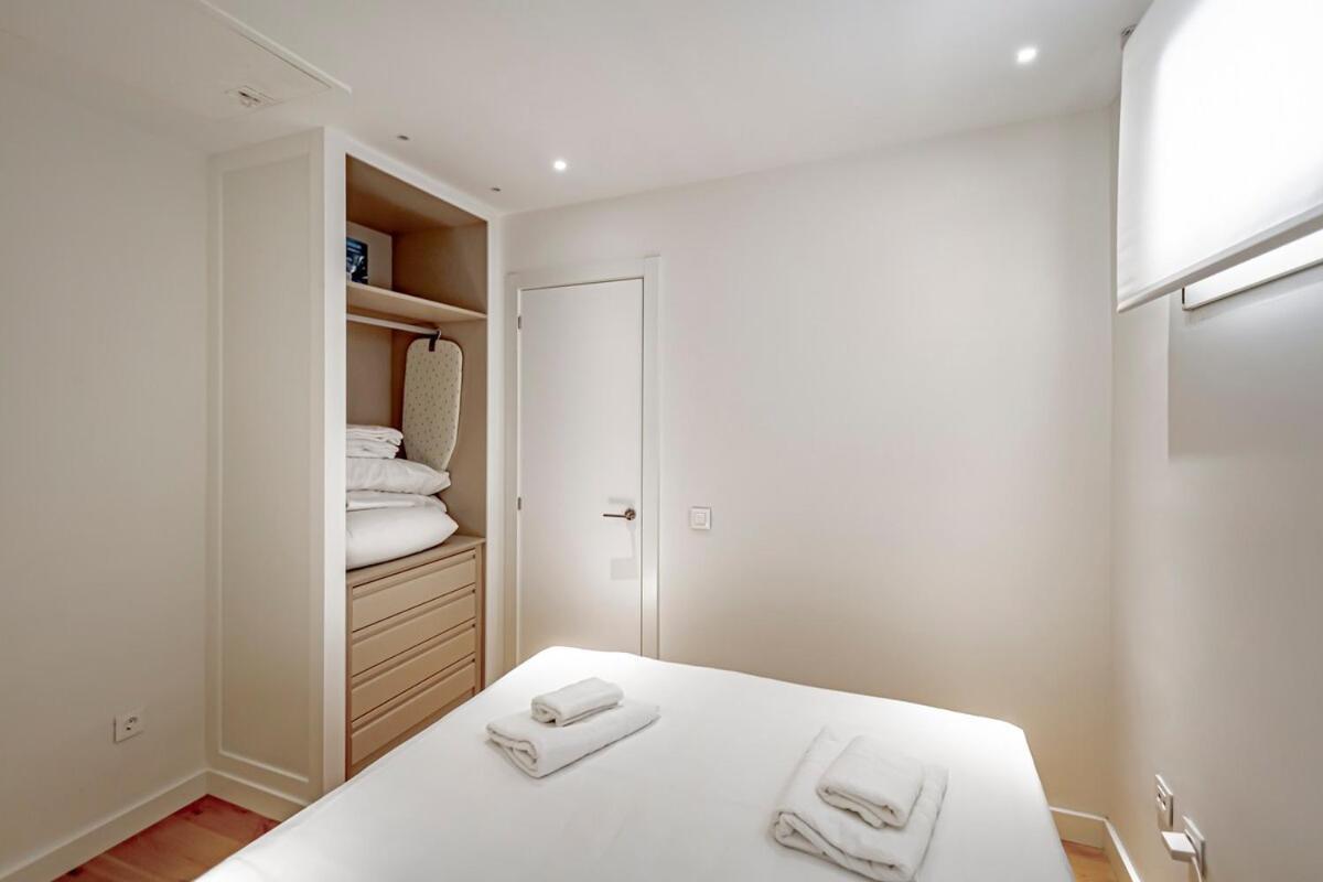 Cb10 - Stylish Modern Apartment- 5-minute Walk To Gran Via Appartement